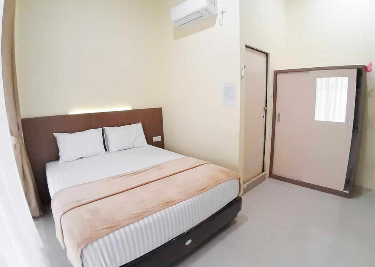 מלון Palmerah Reddoorz Syariah Near Transmart Jambi 2 מראה חיצוני תמונה